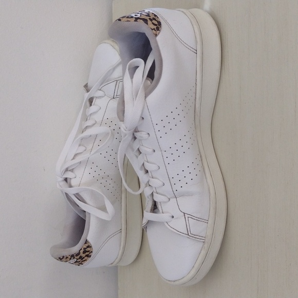 Adidas White Leather Grand Court Sneakers Animal Print Trim Size 9 Ladies - Picture 7 of 13